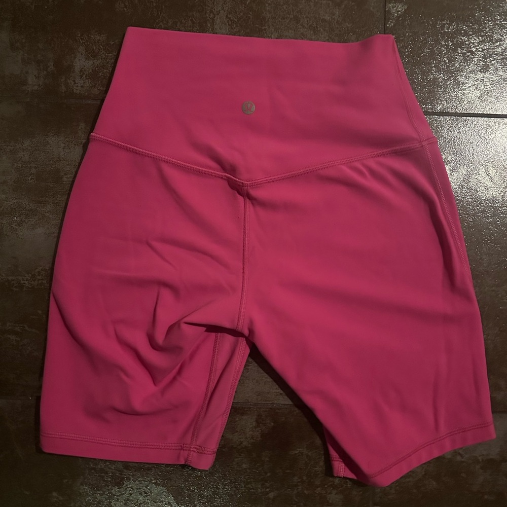 Like New lululemon align biker shorts size 6